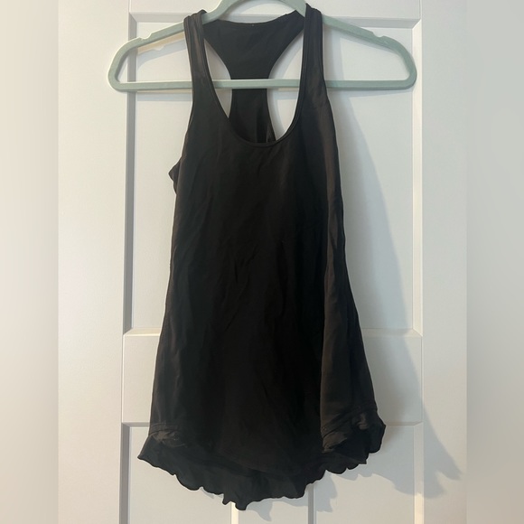 LULULEMON Ruffle Tank Top Size 4 - Picture 3 of 3
